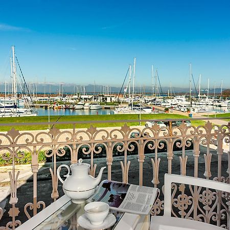 ホテル Villino Ermione マリーナ・ディ・ピサ エクステリア 写真